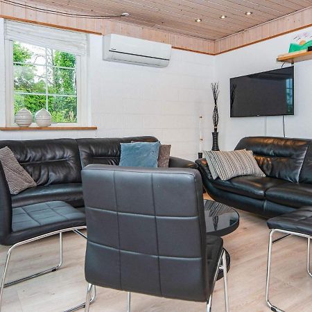 10 Person Holiday Home In Alling Bro Nørager Esterno foto