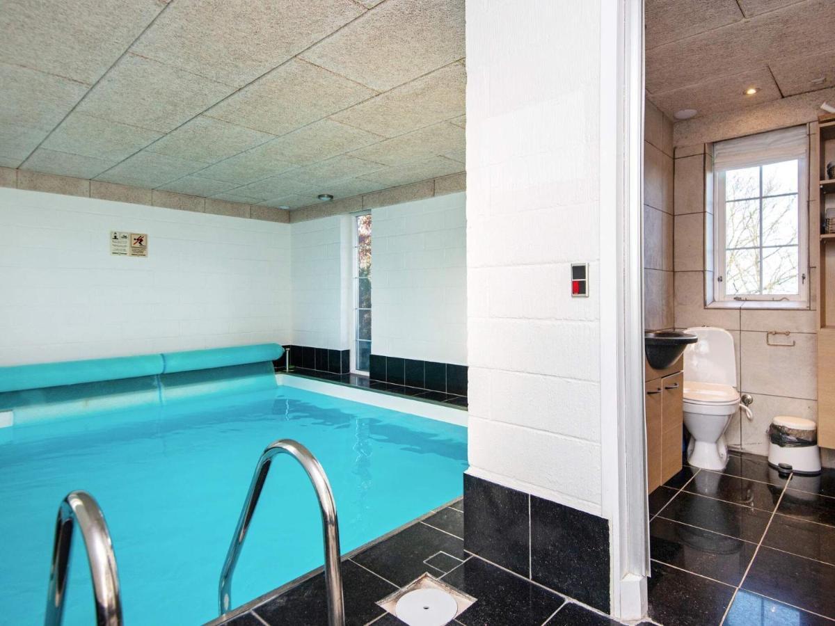 10 Person Holiday Home In Alling Bro Nørager Esterno foto